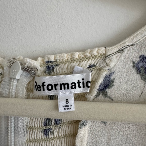 Reformation | White and Blue Floral Brittney Mini Dress in Nightingale ~ US 8 - Picture 9 of 12